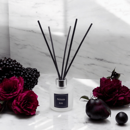 Pomegrante Noir Reed Diffuser - Nóisin íon